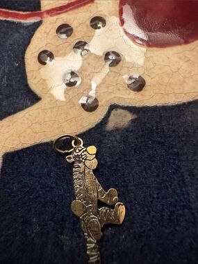 Small14k gold Tigger Pendant